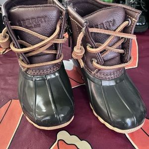 Sperry duck boots